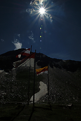 포토 JPG 해외이미지 도로 호수 자연 산 거리 풍경 사람없음 여름 연못 오스트리아 알프스 7월 해외202008 해외포토 계절 유럽 길 교통시설 날짜 생태계 파일형식