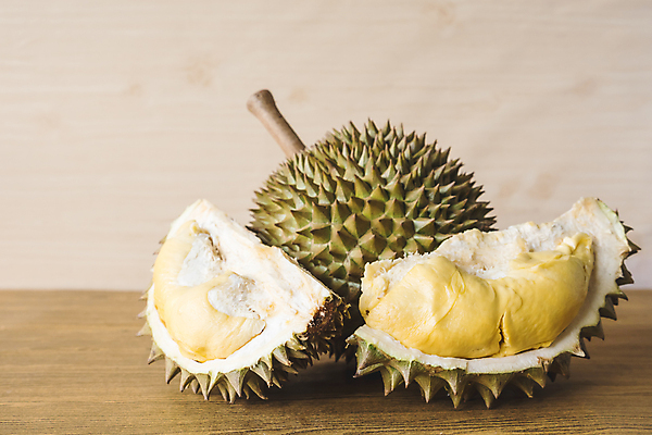 포토 JPG 해외이미지 나무 계절 아시아 음식 조각 과일 부분 태국 자연 탁자 건강 육류 동양인 사람없음 내부 목재 초록색 갈색 노란색 신선 가시 달콤 맛 먹기 날것 냄새 날카로움 비타민 고립 숙성 이국적 맛있는 해외202008 깎기 해외포토 식물 나라 컬러 가구 컨셉 식재료 재료 모션 인종 생태계 영양소 파일형식