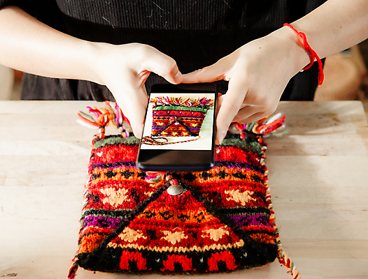 포토 JPG 해외이미지 라이프스타일 드레스 행복 아시아 백그라운드 컨셉 인터넷 비즈니스 사업가 모바일 주택 사람없음 스마트폰 핸드폰 유행 세일 상점 디지털 사진촬영 작업 시장 구매 연결 스마트 상업 온라인 승진 전자상거래 마케팅 매각 소셜 쇼퍼홀릭 힙스터 해외202008 해외포토 직업 옷 패션 감정 나라 건물 생활 전자제품 스마트기기 쇼핑 촬영 파일형식