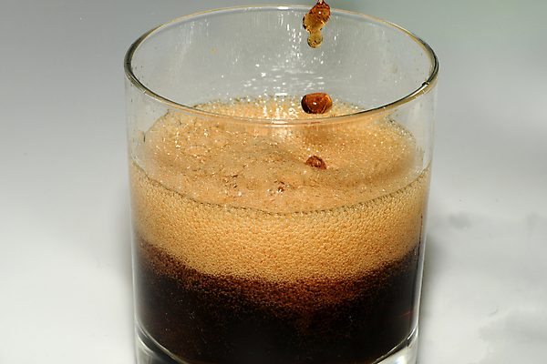 포토 JPG 해외이미지 음료 사람없음 물 칵테일 콜라 소다 해외202008 해외포토 자연요소 주류 탄산음료 파일형식