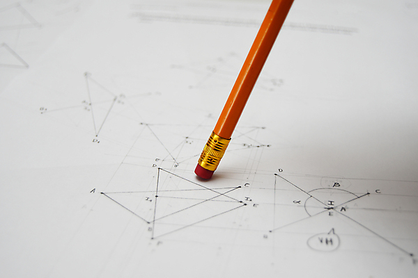 포토 JPG 해외이미지 식물 디자인 교육 산업 종이 과학 패턴 프레임 자 파노라마 사람없음 파란색 세트 연필 기계 과학기술 기구 공구 원형 계획 파편 나침반 스케치 묘사 측정 그림 문서 청사진 공학 제도 해외202008 해외포토 도형 컬러 컨셉 무늬 문구용품 학용품 기술 촬영기법 미술 필기구 도구 파일형식