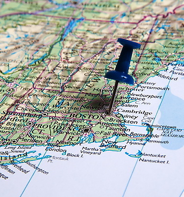 포토 JPG 해외이미지 응시 종이 도로 여행 백그라운드 지도 표시 휴가 거리 사람없음 빨간색 초록색 파란색 세계 글로벌 꼬리표 미국 사막 도시 대륙 페이지 지역 인덱스 발견 루트 지도책 국경 해외202008 해외포토 시선 길 컬러 북아메리카 교통시설 책 라벨 파일형식