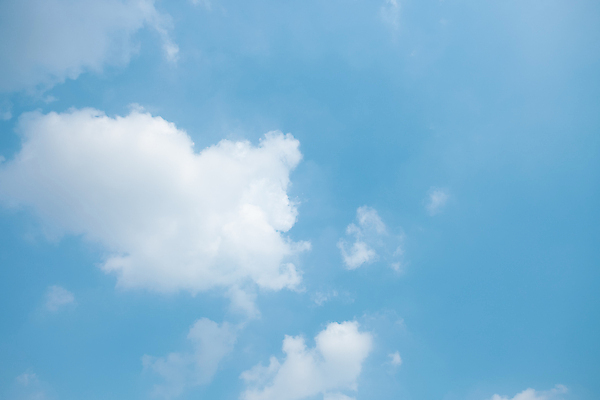 포토 JPG 해외이미지 구름 백그라운드 패턴 자연 하늘 아침 바람 날씨 풍경 사람없음 야외 가로 여름 파란색 빛 햇빛 우주 환경 에너지 자유 흰색 물방울 전원 오픈 투명 순수 장면 천국 솜털 스카이라인 오존 천창 수평선 완전 해외202008 해외포토 주간 자연요소 계절 컬러 컨셉 무늬 태양 전기에너지 생태계 파일형식