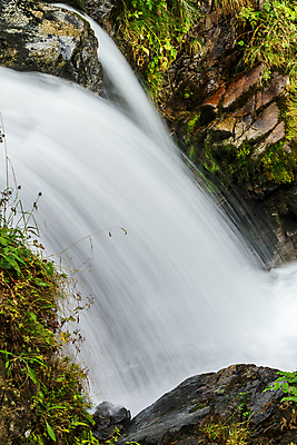 포토 JPG 해외이미지 공원 여행 백그라운드 잎 자연 이끼 풍경 사람없음 야외 초록색 물 여름 파란색 강 평화 계단 환경 정원 봄 폭포 젖음 가을 바위 흰색 신선 개울 떨어짐 소프트포커스 숲 시원함 장면 베일 내추럴 생태학 해외202008 해외포토 자연요소 식물 계절 공공시설 교육 컬러 컨셉 촬영기법 돌_바위 생태계 파일형식