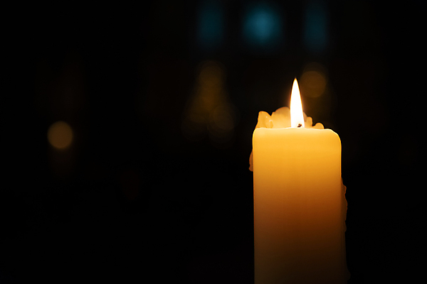 포토 JPG 해외이미지 종교 촛불 불 불꽃 사람없음 가로 빛 컬러풀 교회 평화 믿음 어둠 희망 침묵 슬픔 축하 죽음 뜨거움 야간 신비 명상 싱글 부드러움 신성 마법 기념물 연소 광 카피스페이스 해외202008 해외포토 자연요소 감정 컬러 컨셉 초 종교건축 건물 소리 공백 감각 파일형식