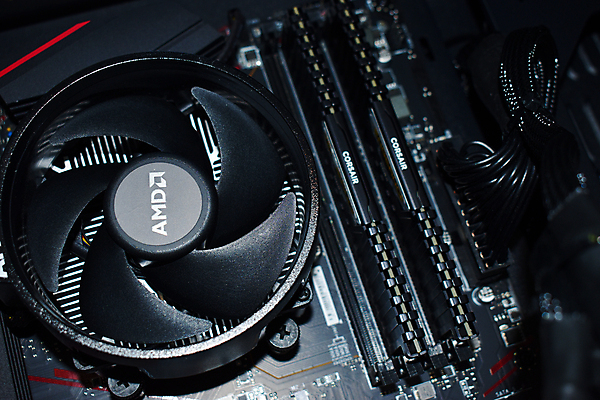 포토 JPG 해외이미지 사람없음 컴퓨터 게임 닫기 램 프로세서 해외202008 해외포토 모션 놀이 전자제품 파일형식