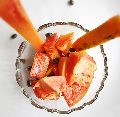 포토 JPG 해외이미지 접시 열매 음식 조각 백그라운드 포크 다이어트 오렌지 과일 자연 디저트 건강 씨앗 사람없음 빨간색 초록색 노란색 식당 샐러드 흰색 신선 달콤 맛 자르기 오브젝트 유기농 날것 슬라이스 내추럴 숙성 이국적 채식주의자 맛있는 해외202008 해외포토 식물 식기 웰빙 컬러 컨셉 모션 상점 생태계 채식 파일형식