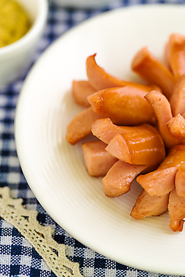 포토 JPG 해외이미지 백그라운드 사람없음 저녁식사 튀김 소시지 아침식사 점심식사 해외202008 해외포토 음식 식사 가공식품 파일형식