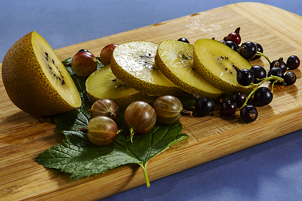 포토 JPG 해외이미지 열매 음식 조각 백그라운드 다이어트 과일 탁자 호박 바나나 건강 키위 옥수수 씨앗 사람없음 목재 초록색 검은색 아침식사 유기농 슬라이스 산딸기 건포도 스무디 채식주의자 해외202008 해외포토 나무 식물 웰빙 음료 컬러 가구 채소 재료 포도 곡류 식사 채식 건과일 파일형식