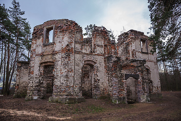 포토 JPG 해외이미지 유럽 여행 겨울 건축양식 자연 사람없음 건물 탑 역사 신비 체코 공화국 옛날 파멸 오싹 해외202008 해외포토 건축물 계절 건축 나라 컨셉 생태계 파일형식 소멸