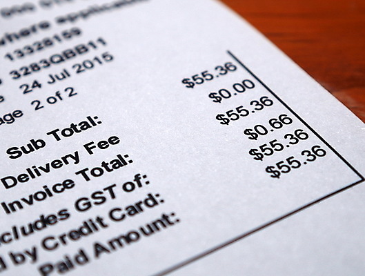 포토 JPG 해외이미지 잡화 종이 음식 백그라운드 컨셉 돈 비즈니스 가정 주택 사람없음 금융 쇼핑 숫자 세일 달러 카트 흰색 인쇄 영수증 소매 회계 슈퍼마켓 계산서 예산 공급 목차 비용 해외202008 해외포토 문자 컬러 건물 경제 상점 재산 파일형식