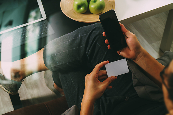 포토 JPG 해외이미지 학생 인터넷 비즈니스 주택 실내 관리 사람없음 초록색 금융 노트북 쇼핑 컴퓨터 소파 상점 공책 자료 방 정보 키보드 잡기 신용카드 구매 사과 위험 무선전화기 보안 상업 전자 결제 온라인 리빙 전자상거래 채널 해외202008 해외포토 컬러 컨셉 의자 과일 모션 문구용품 안전 내부 건물 경제 전자제품 전화기 파일형식