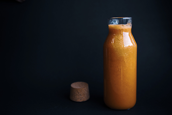 포토 JPG 해외이미지 라이프스타일 음료 음식 백그라운드 컨셉 잎 다이어트 채소 과일 유리 호박 바나나 건강 사람없음 초록색 주방 어둠 주스 당근 신선 칵테일 닫기 아침식사 사과 혼합 먹기 믹서 유기농 날것 만들기 시금치 꿀 내추럴 떨림 숙성 스무디 채식주의자 디톡스 비건 해외202008 해외포토 식물 웰빙 컬러 모션 재질 뿌리채소 주류 생활 식사 채식 파일형식