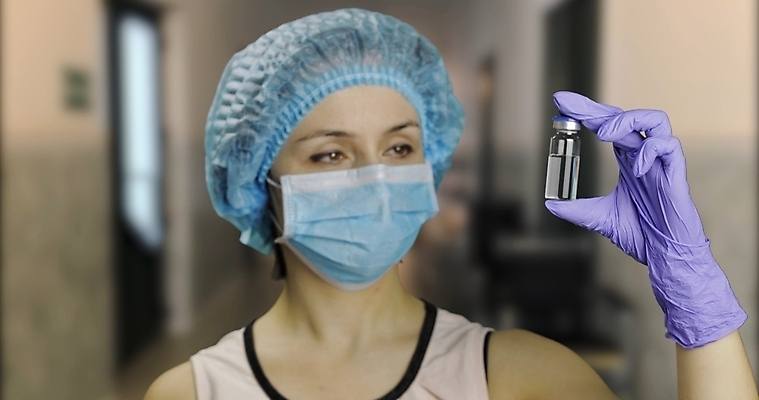 포토 JPG 해외이미지 산업 과학 건강 병원 실험 한명 치료 약 화장품 장비 잡기 액체 실험실 질병 생명공학 약국 과학자 생물학 아로마 향 주사약 아로마테라피 테라피 적재 조제 내추럴 개발 돌봄 마약 백신 에센스 예방접종 예방주사 화학물질 해외202008 해외포토 직업 1 교육 의학 모션 주사기 사람 뷰티 화학 예방 만들기 접종 학자 파일형식