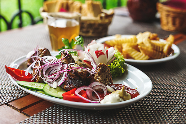 포토 JPG 해외이미지 접시 음식 다이어트 토마토 채소 부분 양파 오이 감자 파프리카 건강 육류 돼지고기 요리 사람없음 목재 가로 초록색 식당 식사 저녁식사 치킨 샐러드 소고기 튀김 맛 그릴 바비큐 굽기 속도 준비 후추 칠면조 프랑스어 점심식사 케밥 해외202008 해외포토 나무 문자 식기 컬러 컨셉 식재료 재료 조류 주방용품 상점 구이 향신료 닭고기요리 파일형식