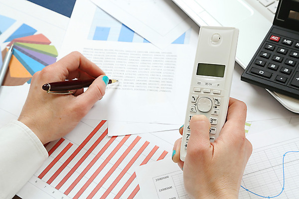 포토 JPG 해외이미지 직업 종이 선 돈 비즈니스 통계 성공 그래프 사람없음 금융 경제 노트북 스마트폰 스터디 컴퓨터 사무실 숫자 자료 외침 공연 계산기 정보 성장 긴급 업무 작업 바 시장 전화기 알림 책상 분석 보고서 문서 투자 부름 비서 다이얼 수익 고용 적자 제어 해외202008 해외포토 문자 가구 컨셉 모션 문구용품 이벤트 전자제품 핸드폰 스마트기기 학습 소리 장비 구직 재산 채용 파일형식