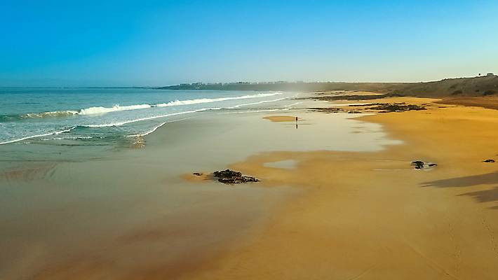 포토 JPG 해외이미지 라이프스타일 모래 스포츠 파도 바다 여행 자연 하늘 휴가 안테나 풍경 사람없음 야외 여름 파란색 우주 일몰 액체 서핑 정상 땅 장면 파라다이스 수평선 해외202008 해외포토 계절 컬러 통신 생활 노을 수상스포츠 생태계 파일형식