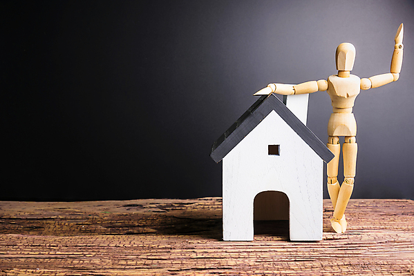 포토 JPG 해외이미지 손 디자인 산업 백그라운드 컨셉 돈 비즈니스 건축양식 가정 가족 성공 미래 주택 창조 사람없음 건물 장식 금융 경제 세일 꿈 저축 발표 계산 재산 구매 계획 건축가 묘사 시골집 투자 회계 대출 개발 계좌 렌탈 프로젝트 제의 해외202008 해외포토 직업 건축물 건축 관계 신체부위 쇼핑 파일형식