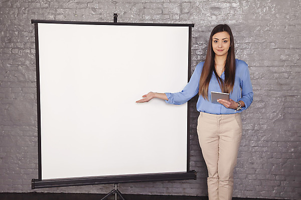 포토 JPG 해외이미지 직업 학생 손 포즈 백그라운드 이동 컨셉 회사 비즈니스 수업 스트레스 아이디어 설명 한명 우주 성장 흰색 가리킴 업무 체험 발표 뉴스 강의 종업원 만족 리더 쇼 다음 업그레이드 카피스페이스 해외202008 해외포토 1 교육 감정 컬러 모션 사람 손짓 신체부위 공백 작업 파일형식