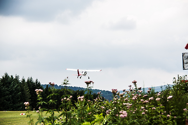 포토 JPG 해외이미지 사람없음 비행 공항 활주로 대패 접근 해외202008 해외포토 길 교통시설 파일형식