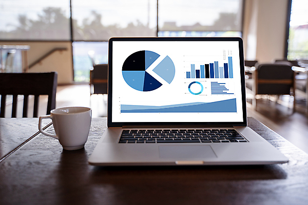 포토 JPG 해외이미지 남자 선 여행 컨셉 일러스트 비즈니스 사업가 통신 통계 그래프 직장 사람 사람없음 그래픽 금융 사무실 판매 디지털 자료 정보 성장 흰색 업무 비즈니스우먼 계획 대표 예측 고객 분석 보고서 리더 수익 계기판 계좌 마케팅 해외202008 해외포토 직업 여자 컬러 회사 경제 작업 직장인 파일형식