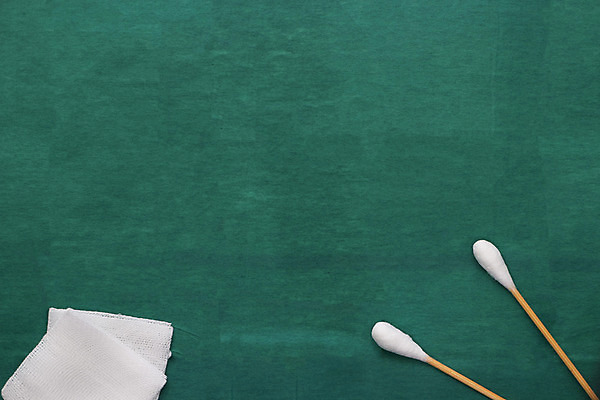 포토 JPG 해외이미지 백그라운드 쟁반 건강 병원 집게 주사기 사람없음 치료 초록색 약 고통 장비 간호사 의사 덮개 흰색 기구 긴급 면 바늘 막대기 수술 보호 상처 사건 약국 오브젝트 붕대 주사약 외과 돌봄 백신 석고 예방접종 위생관리 철강 살균 해외202008 해외포토 감정 컬러 컨셉 의학 의료기기 모션 관리 의료진 뚜껑 도구 접종 파일형식