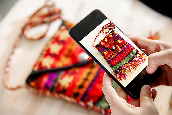 포토 JPG 해외이미지 라이프스타일 드레스 행복 아시아 백그라운드 컨셉 인터넷 비즈니스 사업가 모바일 주택 사람없음 스마트폰 핸드폰 유행 세일 상점 디지털 사진촬영 작업 시장 구매 연결 스마트 상업 온라인 승진 전자상거래 마케팅 매각 소셜 쇼퍼홀릭 힙스터 해외202008 해외포토 직업 옷 패션 감정 나라 건물 생활 전자제품 스마트기기 쇼핑 촬영 파일형식