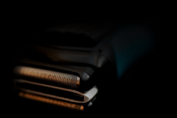 포토 JPG 해외이미지 남자 백그라운드 수염 사람없음 금속 검은색 힘 기계 장비 흰색 칼날 매끈함 플라스틱 날카로움 손질 면도기 위생관리 이발사 해외202008 해외포토 컬러 재질 관리 사람 위생용품 감각 파일형식