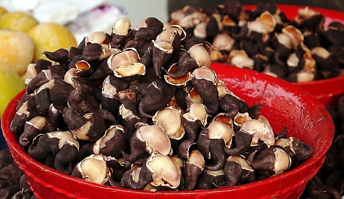 포토 JPG 해외이미지 채소 재료 요리 사람없음 빨간색 중국 껍질 신선 시장 대야 바삭바삭 해외202008 해외포토 아시아 컬러 컨셉 파일형식