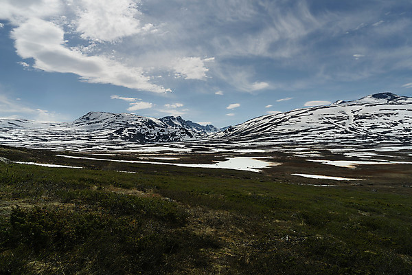 포토 JPG 해외이미지 구름 공원 유럽 호수 여행 자연 하늘 산 파노라마 노르웨이 국립공원 풍경 사람없음 야외 초록색 물 여름 파란색 계곡 얼음 하이킹 바위 장면 북쪽 스칸디나비아 전국 절정 해외202008 해외포토 자연요소 계절 공공시설 나라 컬러 레저 촬영기법 돌_바위 방향 생태계 파일형식