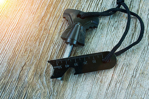 포토 JPG 해외이미지 나무 라이프스타일 백그라운드 자연 불 사람없음 야외 목재 세트 여행객 환경 금속 검은색 캠핑 장비 공구 업무 뜨거움 보호 철 시작 군용 소매 내추럴 조립 철강 생존 해외202008 해외포토 자연요소 식물 컬러 컨셉 재료 재질 레저 군대 사람 생활 도구 작업 생태계 파일형식