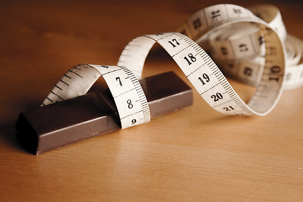 포토 JPG 해외이미지 탁자 줄자 사람없음 초콜릿 달콤 해외202008 해외포토 가구 디저트 자 맛 파일형식