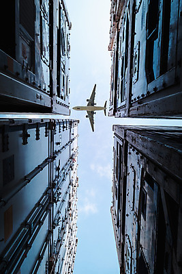 포토 JPG 해외이미지 산업 비즈니스 교통시설 하늘 비행기 프레임 항해 사람없음 경제 글로벌 쌓기 항구 기계 화물 표현 네트워크 컨테이너 창고 서비스 무역 투자 상업 수납 짐차 포트 무거움 물류 싱가폴 로딩 분배 수입 줄서기 터미널 해외202008 해외포토 아시아 교통 배_교통 항공교통 모션 자동차 대중교통 운송업 무게 시설 파일형식