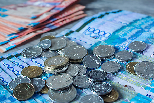 포토 JPG 해외이미지 종이 컨셉 지폐 돈 비즈니스 성공 사람없음 금융 경제 동전 거래 저축 시장 재산 주식 가득함 오브젝트 사인 투자 이익 계산서 위기 해외202008 해외포토 파일형식