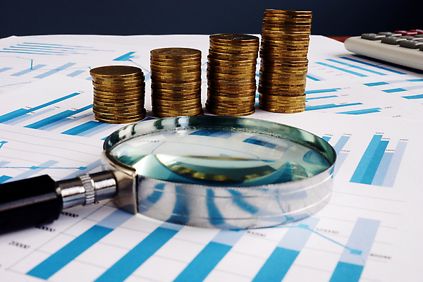 포토 JPG 해외이미지 컨셉 돈 비즈니스 사람없음 금융 경제 저축 재산 주식 분석 보고서 투자 이익 계산서 월급 대출 빚 경영 목록 세금 수입 예산 비용 해외202008 해외포토 파일형식