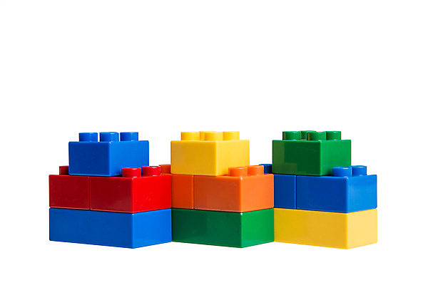 포토 JPG 해외이미지 모양 디자인 교육 어린이 백그라운드 컨셉 패턴 놀이 벽돌 사람없음 건물 가로 빨간색 초록색 파란색 상자 컬러풀 장난감 노란색 쌓기 블록 유치원 게임 흰색 그룹 연결 플라스틱 큐브 오브젝트 기하학 레고 흙더미 개발 고립 멀티 엘리먼트 해외202008 해외포토 건축물 컬러 무늬 모션 재질 사람 흙 파일형식 더미