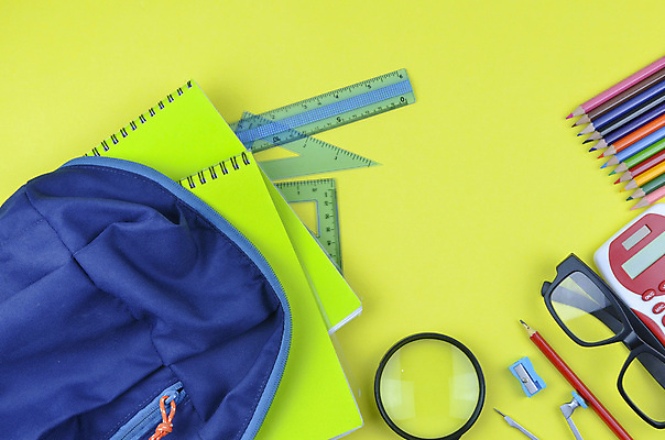 포토 JPG 해외이미지 학생 디자인 교육 종이 어린이 백그라운드 컨셉 다이어트 가방 비즈니스 포장 배낭 텍스트 학교 탁자 문구용품 아이디어 사람없음 책 초록색 스터디 상자 컬러풀 사무실 연필 노란색 쿠키 우주 쪽지 공책 공백 장비 에너지 계산기 흰색 신선 업무 정상 책상 오브젝트 신학기 유기농 점심식사 해외202008 해외포토 웰빙 잡화 컬러 가구 학용품 디저트 건강 사람 학습 필기구 식사 작업 파일형식