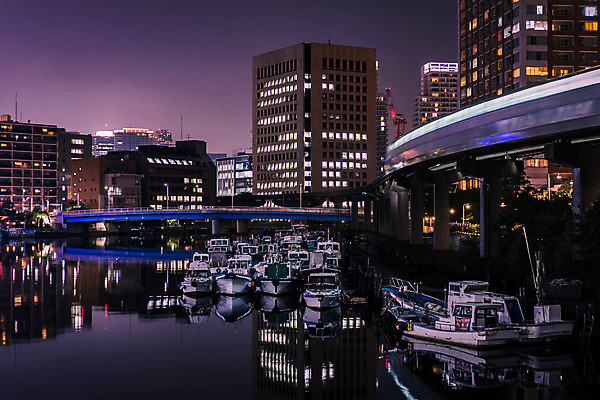 포토 JPG 해외이미지 벽 바다 섬 여행 교통시설 낚시 항해 풍경 사람없음 야외 물 여름 파란색 반사 여행객 항구 일본 황혼 새벽 수확 도시 만 보트 도쿄 야간 저녁 함선 포트 타운 부둣가 착륙 해외202008 해외포토 자연요소 계절 아시아 컬러 교통 농업 배_교통 레저 사람 일몰 시설 파일형식