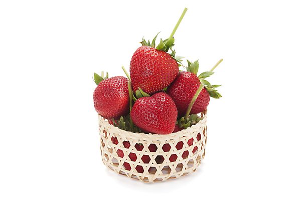 포토 JPG 해외이미지 딸기 사람없음 바구니 흰배경 담기 해외202008 해외포토 백그라운드 과일 모션 흰색 파일형식