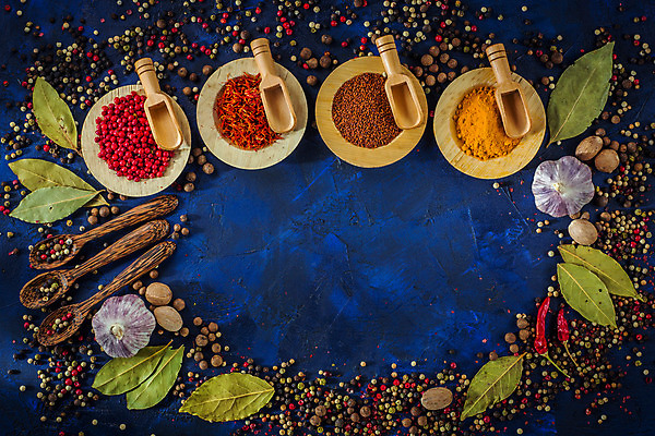 포토 JPG 해외이미지 백그라운드 잎 재료 자연 고추 주택 파프리카 건조 건강 마늘 요리 사람없음 가로 빨간색 컬러풀 노란색 주방 식사 조미료 가루 인도인 지중해 허브 향신료 유기농 매움 아로마 향 후추 카레 모음 로즈메리 내추럴 백리향 사프란 시나몬 채식주의자 강황 카피스페이스 해외202008 해외포토 외국인 식물 웰빙 음식 바다 컬러 채소 식재료 동양인 건물 공백 맛 생태계 채식 향미료 파일형식