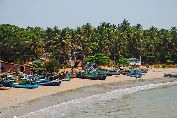 포토 JPG 해외이미지 구름 아시아 문화 모래 스포츠 파도 바다 섬 여행 패턴 자연 하늘 낚시 날씨 휴가 휴식 함께함 동양인 풍경 사람없음 물 여름 파란색 환경 맑음 어둠 회색 흰색 보트 휴양지 낚시꾼 폭풍 내추럴 해외202008 해외포토 자연요소 계절 나라 컬러 컨셉 무늬 배_교통 레저 인종 장소 생태계 파일형식