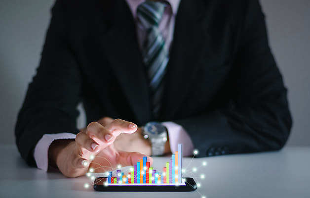 포토 JPG 해외이미지 직업 손 컨셉 인터넷 비즈니스 통신 통계 성공 모바일 그래프 아이디어 세포 직장 사람 사람없음 금융 노트북 스마트폰 핸드폰 컴퓨터 사무실 디지털 스크린 자료 정보 성장 비즈니스맨 네트워크 구매 무선전화기 분석 무역 보고서 하이테크 온라인 혁명 경영 마케팅 해외202008 해외포토 남자 산업 회사 기술 신체부위 경제 전자제품 스마트기기 쇼핑 직장인 전화기 파일형식