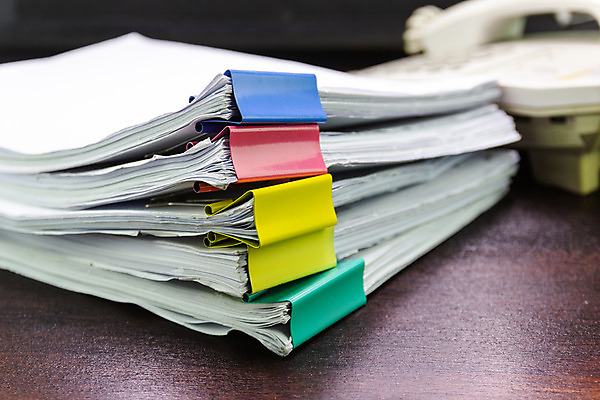 포토 JPG 해외이미지 직업 종이 컨셉 비즈니스 쟁반 이벤트 사람없음 사무실 쌓기 자료 정보 흰색 업무 그룹 신문 캐비닛 계약 보고서 준비 문서 파일 폴더 법 수납 경영 데이터베이스 자동화 표준 해외202008 해외포토 컬러 모션 간행물 작업 뉴스 사물함 파일형식