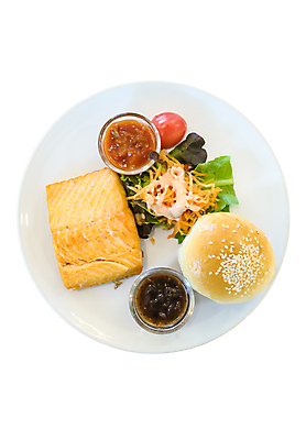 포토 JPG 해외이미지 접시 음식 바다 조각 백그라운드 잎 다이어트 건강 육류 어류 요리 사람없음 식당 식사 저녁식사 샐러드 흰색 맛 그릴 연어 점심식사 고립 해외202008 해외포토 식물 식기 컬러 컨셉 식재료 주방용품 상점 수중동물 파일형식