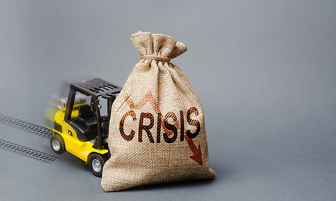 포토 JPG 해외이미지 화살표 컨셉 돈 회색배경 사람없음 금융 경제 돈자루 하락 짐차 경제불황 위기 해외202008 해외포토 백그라운드 자동차 회색 재산 불황 파일형식