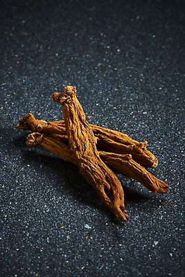 포토 JPG 스튜디오촬영 회색배경 건조 실내 건강 사람없음 한의학 약재 건강식품 면역력 홍삼 국내포토 음식 백그라운드 의학 내부 약 회색 삼 파일형식