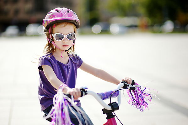 포토 JPG 해외이미지 백인 계절 딸 행복 어린이 잎 자연 놀이 친절 건강 한명 안전 야외 초록색 컬러풀 노란색 자전거 재킷 활발 가을 청바지 도시 달콤 승차 숲 헬멧 작음 9월 11월 속도 타운 10월 스타일 해외202008 해외포토 서양인 식물 1 감정 컬러 컨셉 바지 가족 모션 사람 바이크 외투 날짜 맛 보호장비 크기 생태계 파일형식