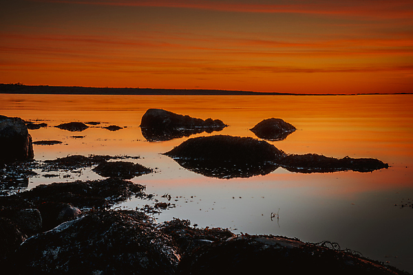 포토 JPG 해외이미지 구름 바다 여행 자연 휴가 파노라마 노르웨이 국립공원 풍경 해변 사람없음 야외 가로 물 파란색 햇빛 태양 반사 일출 일몰 놀람 새벽 바위 만 황금 저녁 돌무덤 스칸디나비아 수평선 해외202008 해외포토 자연요소 공원 감정 유럽 컬러 촬영기법 표정 노을 돌_바위 무덤 야간 생태계 파일형식
