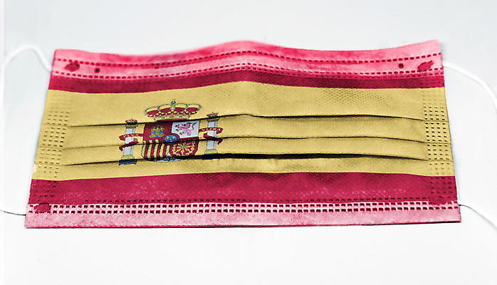 포토 JPG 해외이미지 얼굴 컨셉 건강 병원 가면 경비 안전 사람 사람없음 약 장비 흰색 깃발 수술 오염 스페인 호흡기관 바이러스 보호 질병 위험 일회용 오브젝트 예방 감염 외과 고립 돌봄 스페인어 위생관리 인플루엔자 전염병 필터 살균 해외202008 해외포토 유럽 컬러 의학 모션 관리 신체부위 치료 장기_의학 파일형식