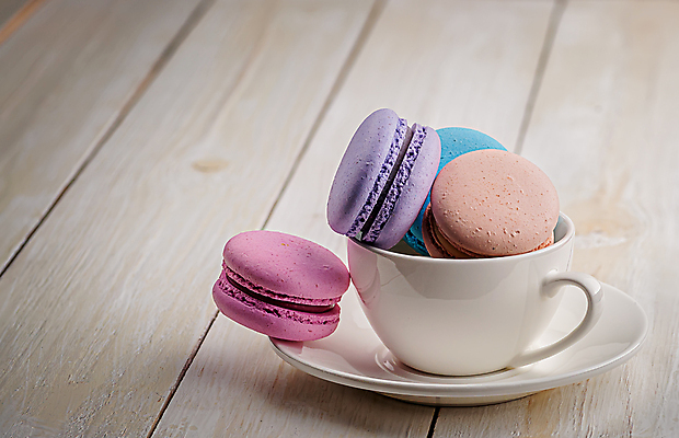 포토 JPG 해외이미지 디저트 사람없음 컵 컵받침 담기 마카롱 해외202008 해외포토 식기 음식 모션 받침대 파일형식